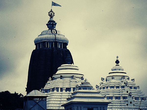 जगन्नाथ पुरी मंदिर, उड़ीसा
