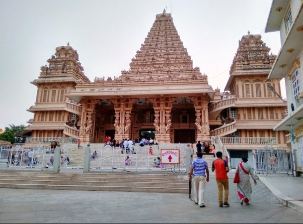 largest temple largest temple