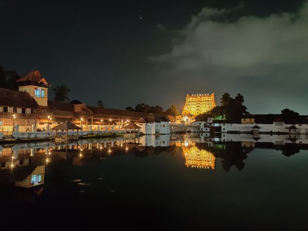 पद्मनाभ स्वामी मंदिर, केरल