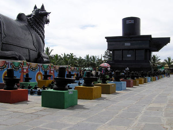 कोटिलिंगेश्वर मंदिर