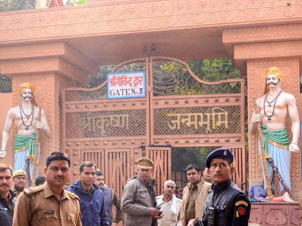 1. श्री कृष्ण जन्मभूमि मंदिर