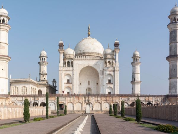 कब बनवाया गया था बीबी का मकबरा