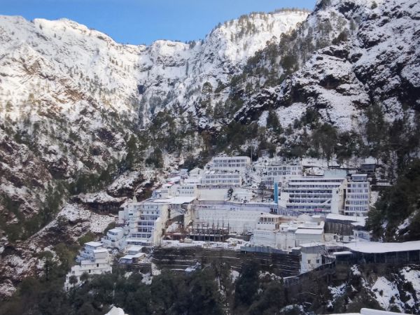 नवरात्रि पर्व पर कटरा के लिए पैकेज
