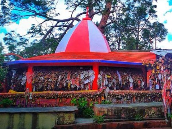 चितई गोलू देवता मंदिर चितई गोलू देवता मंदिर